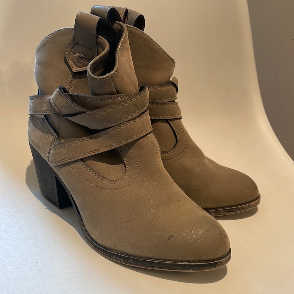 Rocket Dog Distressed Slouchy Boot - Clay